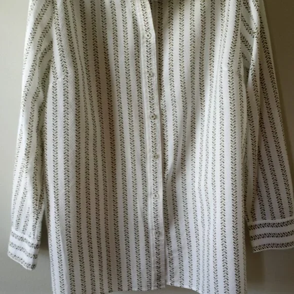 'Talbots' 100% Cotton LS Blouse XL EUC - Picture 2 of 10